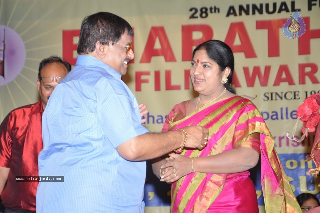 Celebs at Bharatamuni Awards - 135 / 250 photos