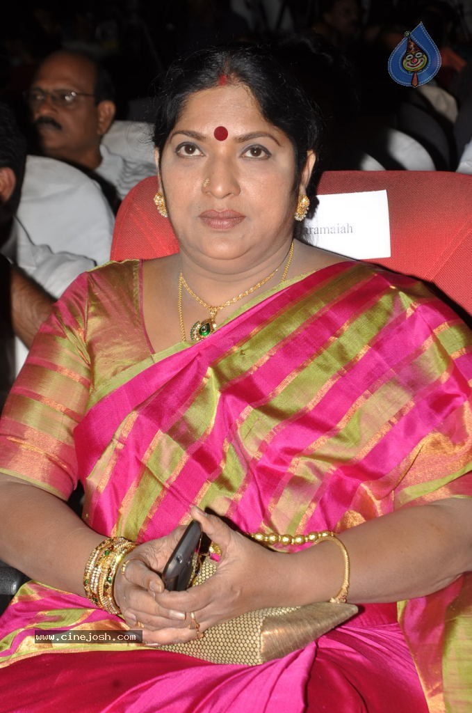 Celebs at Bharatamuni Awards - 141 / 250 photos