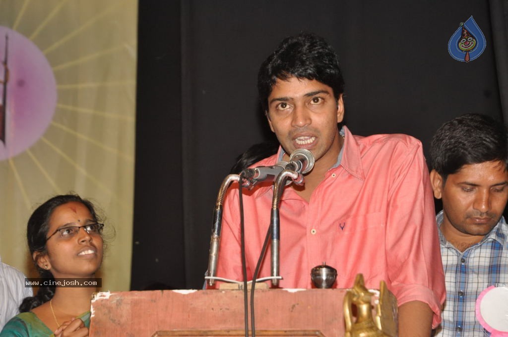 Celebs at Bharatamuni Awards - 204 / 250 photos