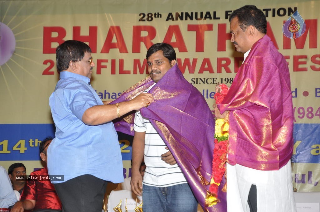 Celebs at Bharatamuni Awards - 220 / 250 photos