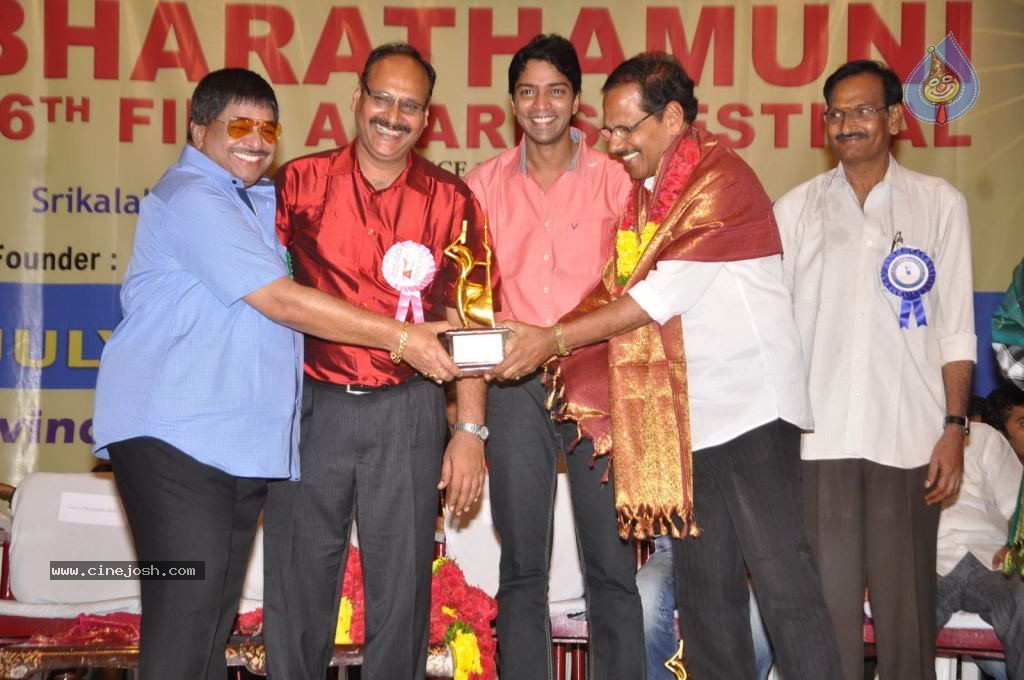 Celebs at Bharatamuni Awards - 227 / 250 photos