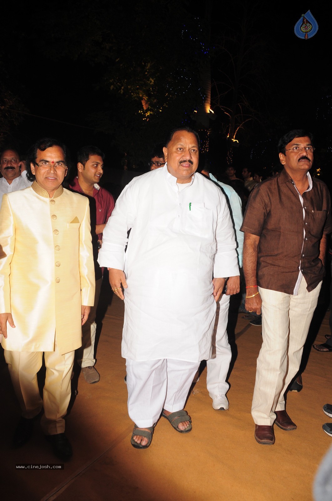 Dil Raju Daughter Hanshitha Engagement 02 - 41 / 83 photos
