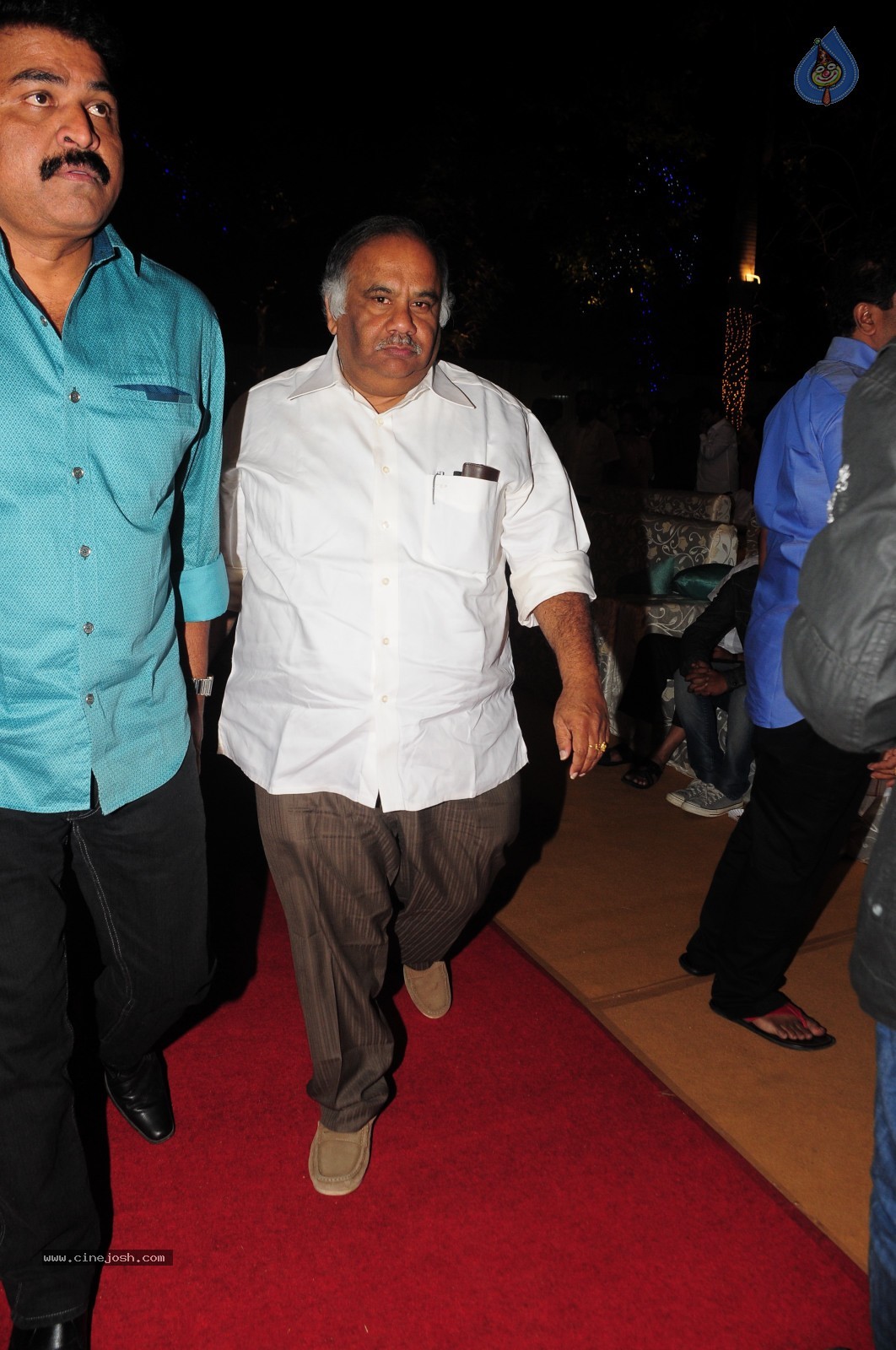 Dil Raju Daughter Hanshitha Engagement 02 - 75 / 83 photos