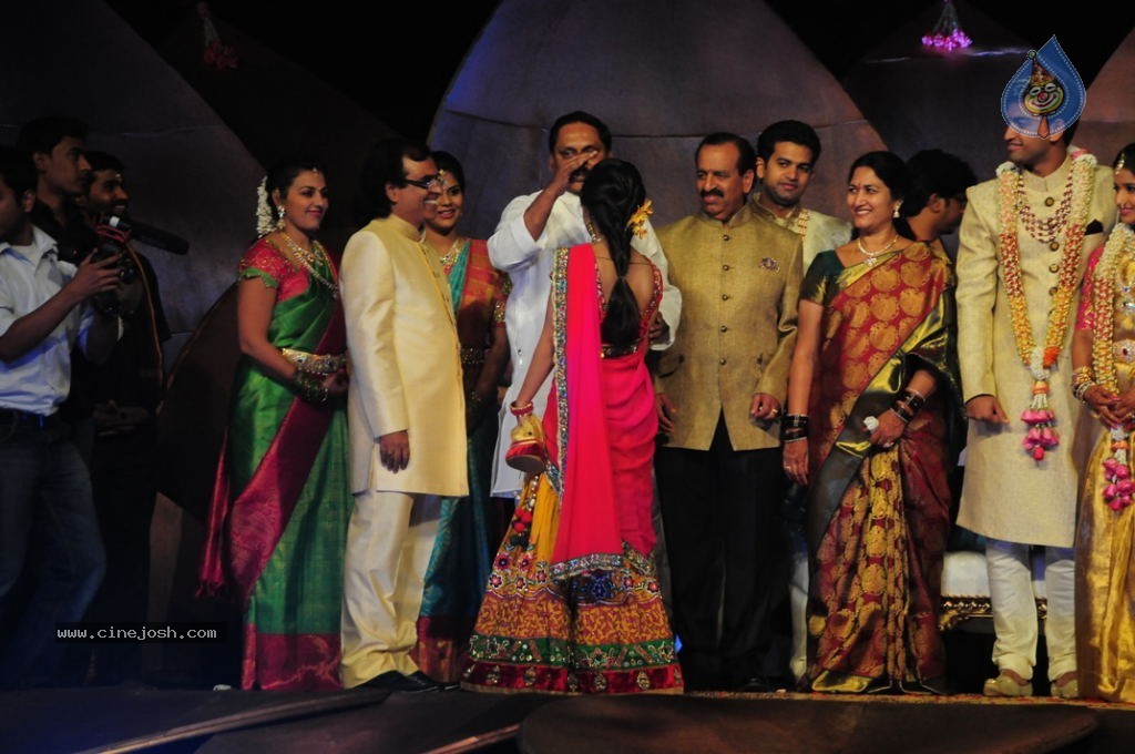 Dil Raju Daughter Hanshitha Engagement 01 - 51 / 106 photos