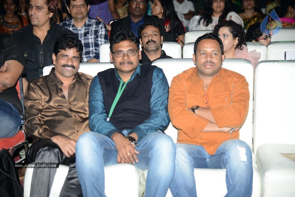 Celebs at Gama Awards 2013 - 36 / 321 photos