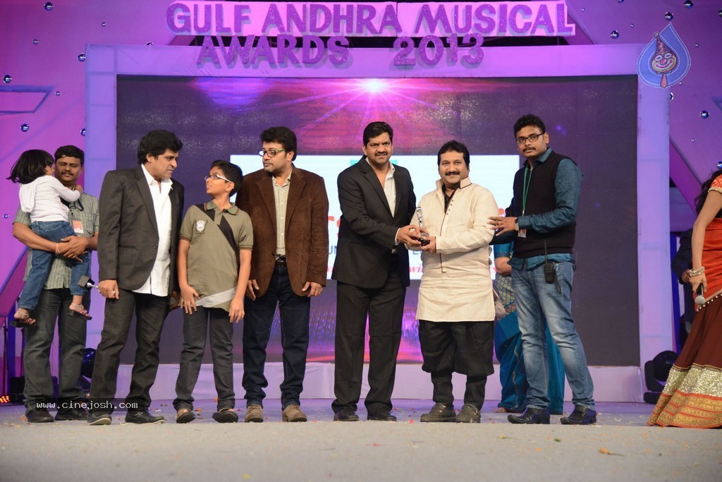 Celebs at Gama Awards 2013 - 114 / 321 photos