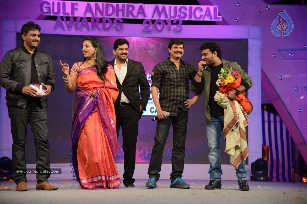Celebs at Gama Awards 2013 - 189 / 321 photos