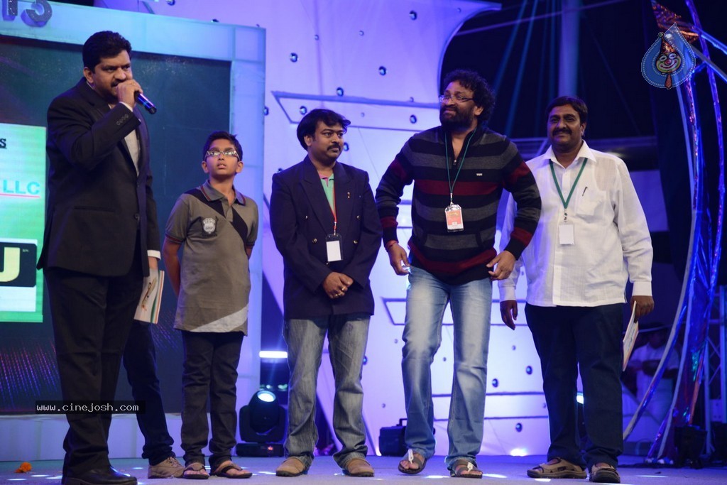 Celebs at Gama Awards 2013 - 264 / 321 photos