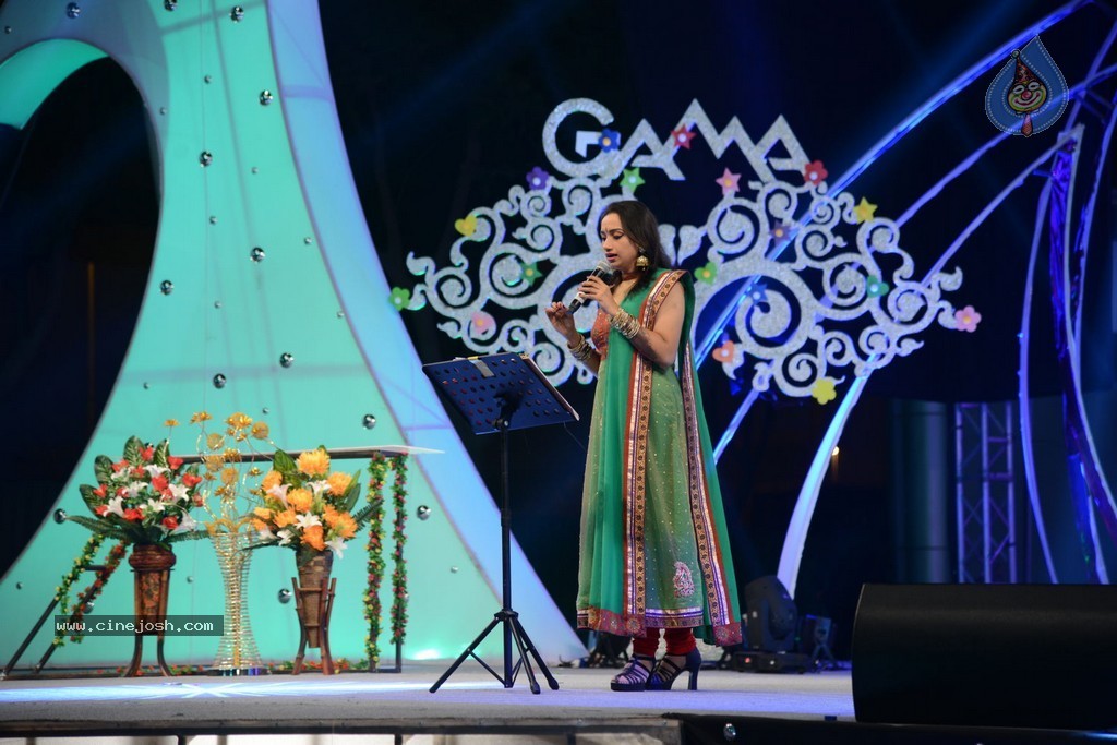 Celebs at Gama Awards 2013 - 270 / 321 photos