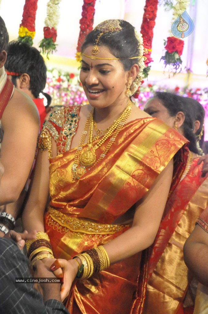 Celebs at Geetha Madhuri Wedding Photos - 33 / 213 photos