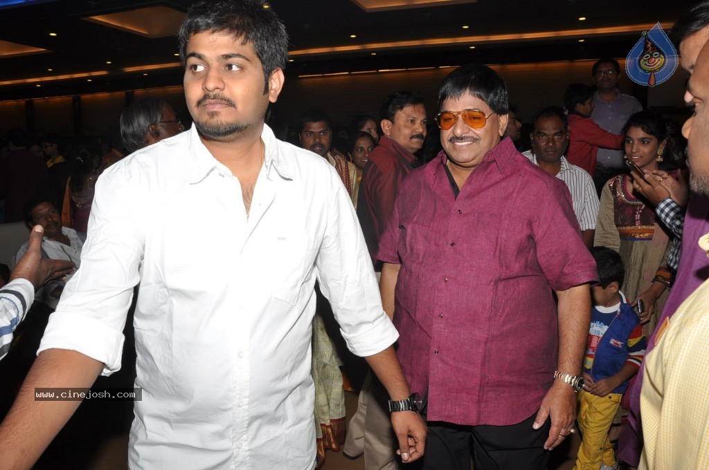 Celebs at Geetha Madhuri Wedding Photos - 45 / 213 photos