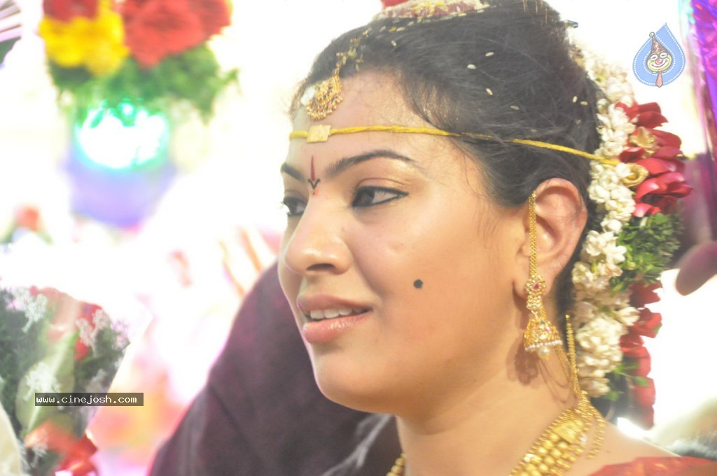 Celebs at Geetha Madhuri Wedding Photos - 75 / 213 photos