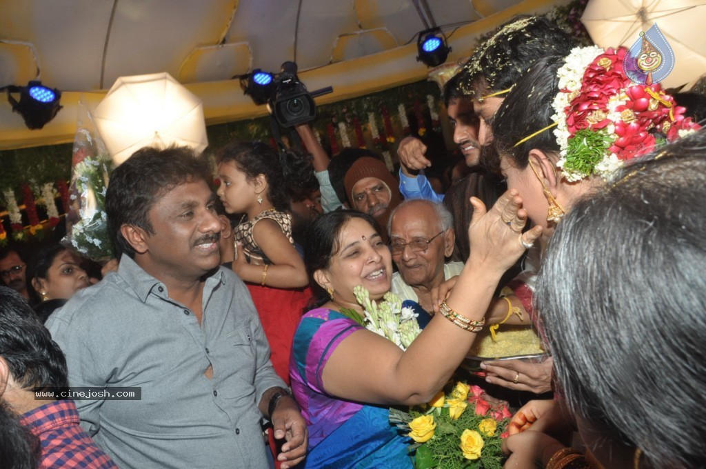 Celebs at Geetha Madhuri Wedding Photos - 92 / 213 photos
