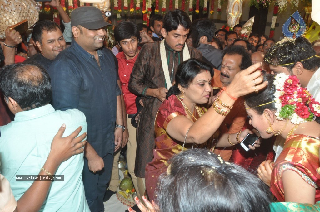 Celebs at Geetha Madhuri Wedding Photos - 132 / 213 photos