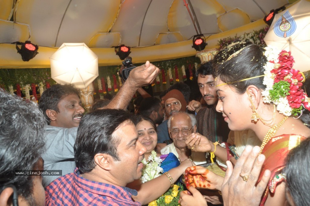 Celebs at Geetha Madhuri Wedding Photos - 133 / 213 photos