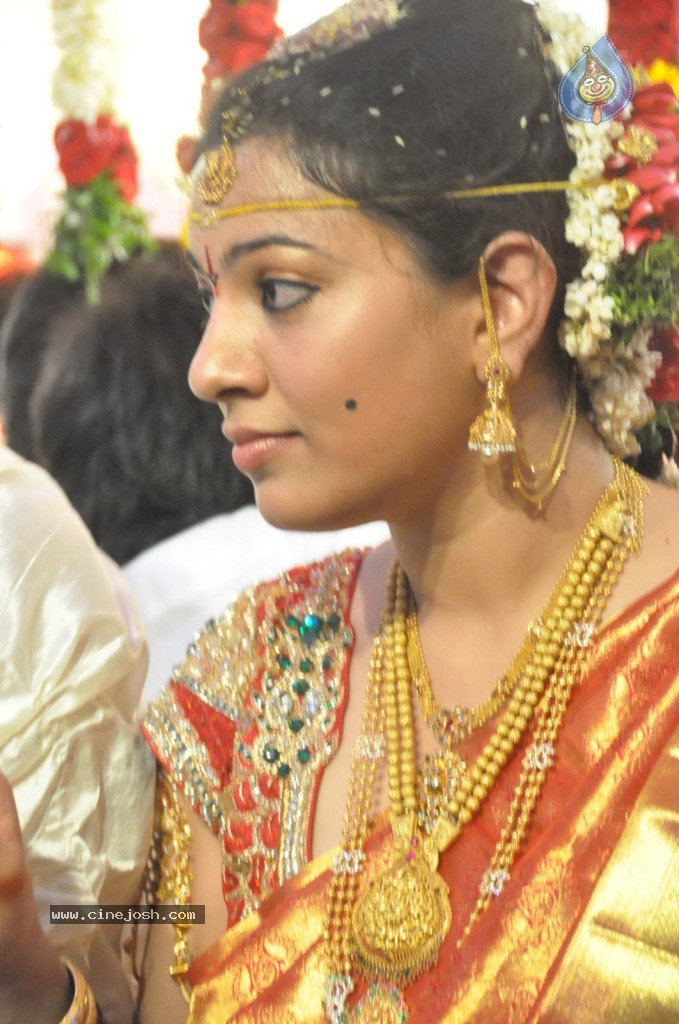 Celebs at Geetha Madhuri Wedding Photos - 135 / 213 photos