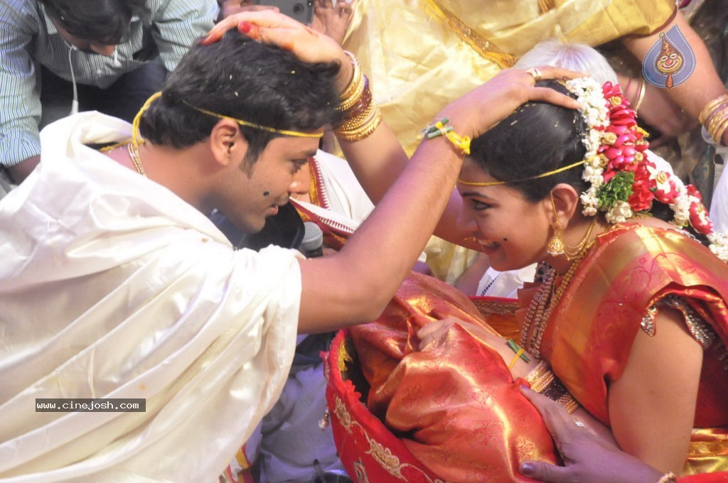 Celebs at Geetha Madhuri Wedding Photos - 142 / 213 photos