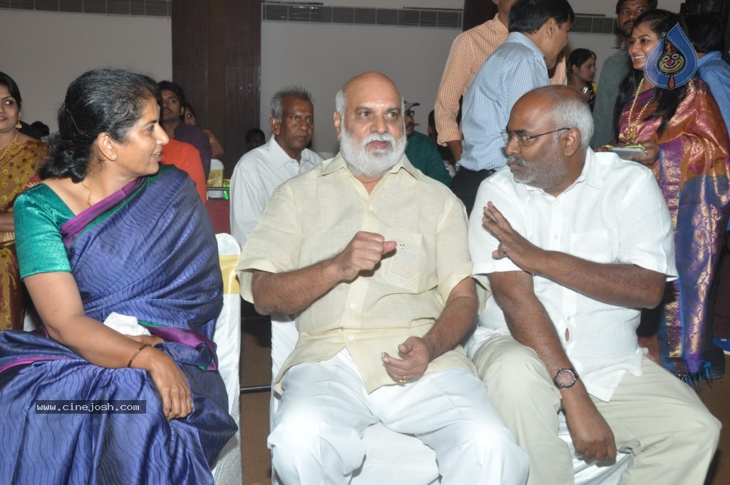 Celebs at Geetha Madhuri Wedding Photos - 161 / 213 photos