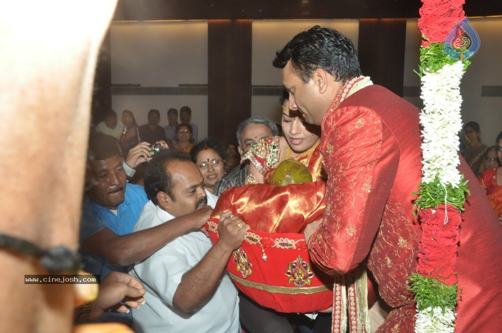 Celebs at Geetha Madhuri Wedding Photos - 192 / 213 photos