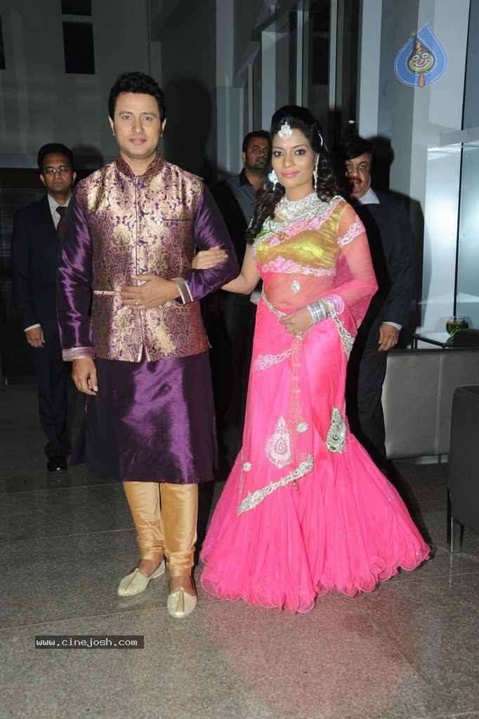 Celebs at Raja Wedding Reception - 22 / 148 photos