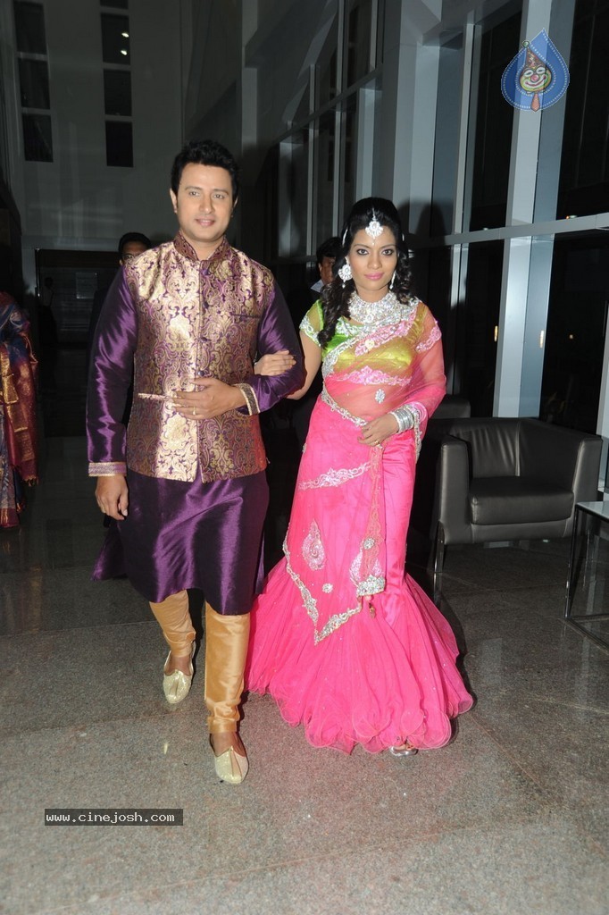 Celebs at Raja Wedding Reception - 119 / 148 photos