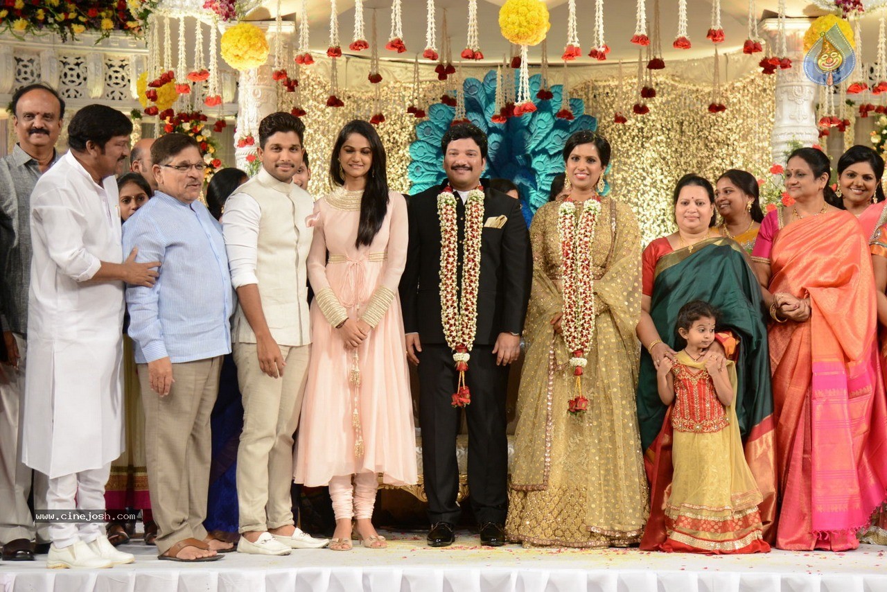 Celebs at Rajendra Prasad Son Wedding Reception 04 - 27 / 54 photos
