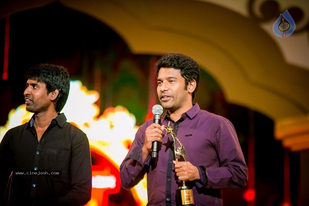 Celebs at SIIMA 2014 - 23 / 431 photos