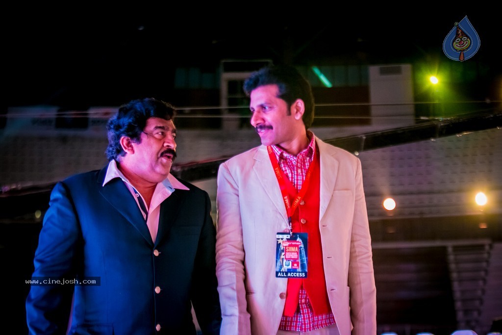 Celebs at SIIMA 2014 - 189 / 431 photos