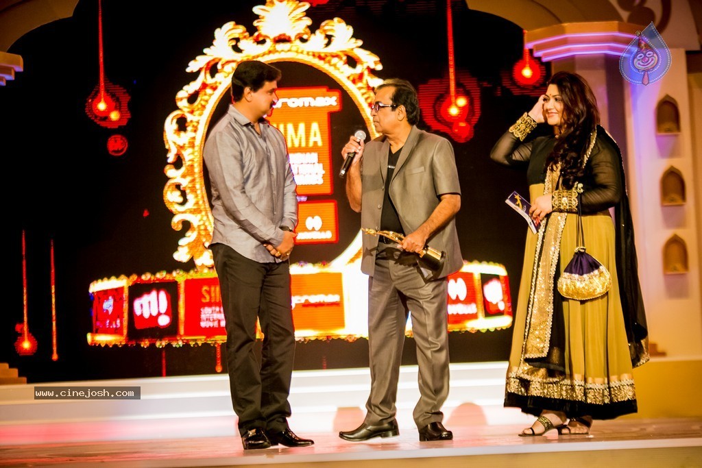 Celebs at SIIMA 2014 - 198 / 431 photos