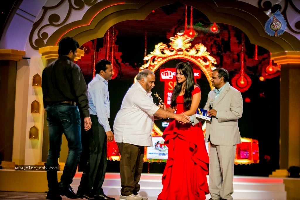 Celebs at SIIMA 2014 - 203 / 431 photos