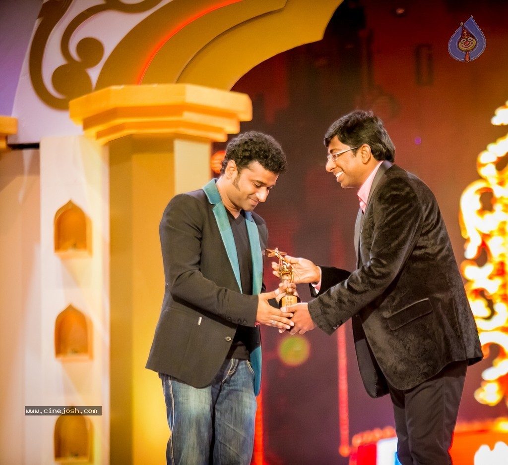 Celebs at SIIMA 2014 - 250 / 431 photos
