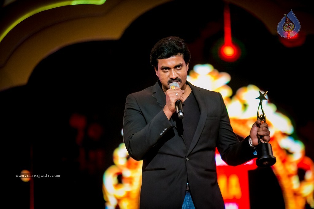 Celebs at SIIMA 2014 - 307 / 431 photos