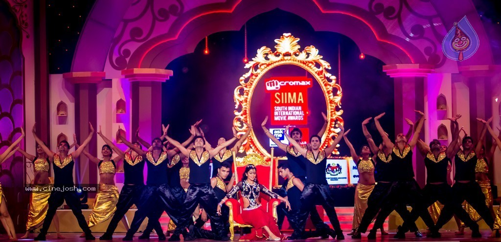 Celebs at SIIMA 2014 - 341 / 431 photos