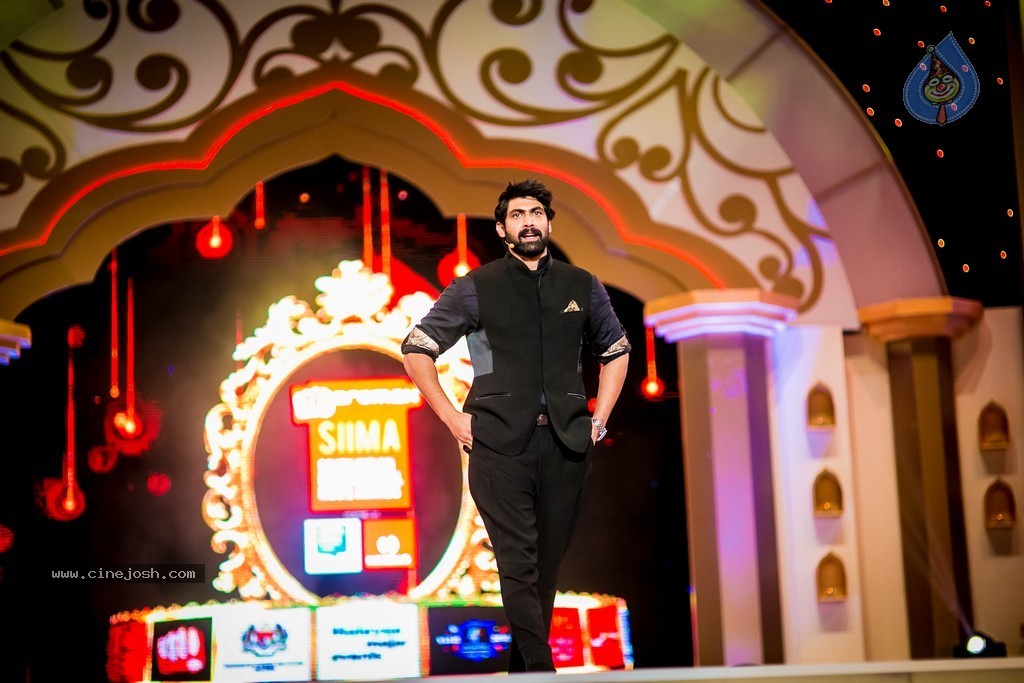 Celebs at SIIMA 2014 - 350 / 431 photos