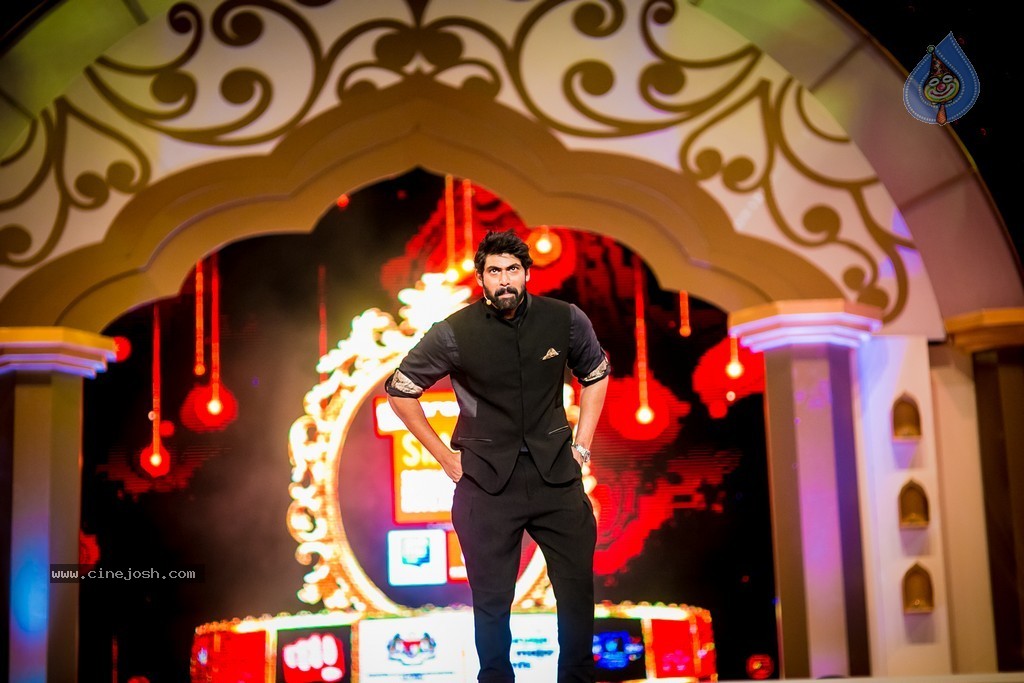 Celebs at SIIMA 2014 - 398 / 431 photos
