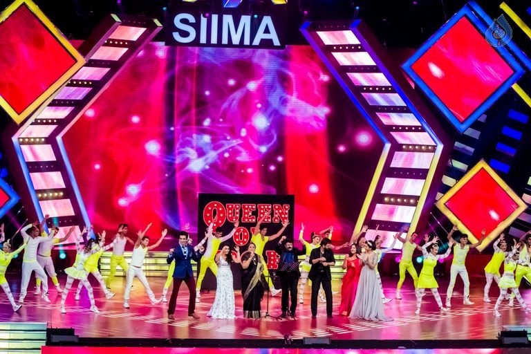 Celebrities at SIIMA Awards 2015 Day 1 - 33 / 327 photos