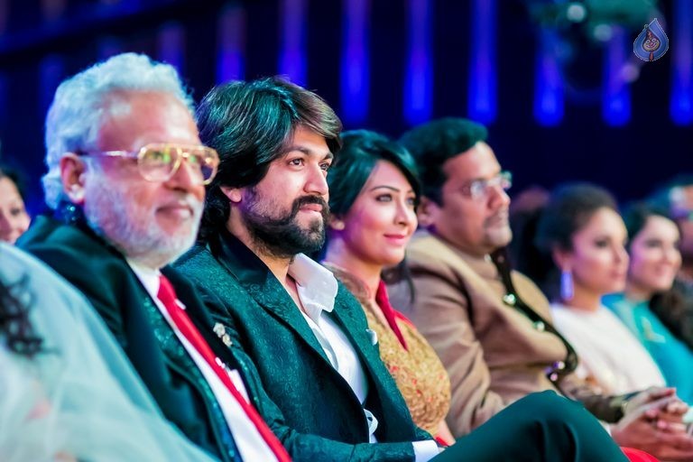 Celebrities at SIIMA Awards 2015 Day 1 - 135 / 327 photos