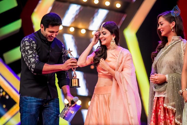 Celebrities at SIIMA Awards 2015 Day 1 - 194 / 327 photos