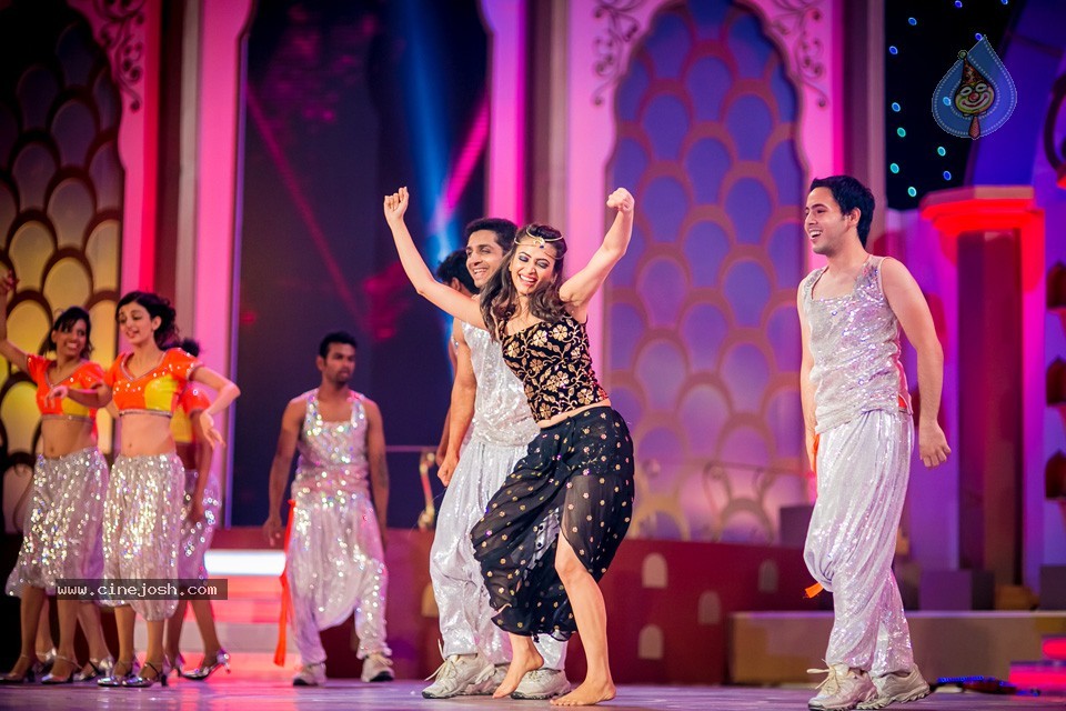 Celebs at SIIMA Awards Day 2 - 45 / 152 photos