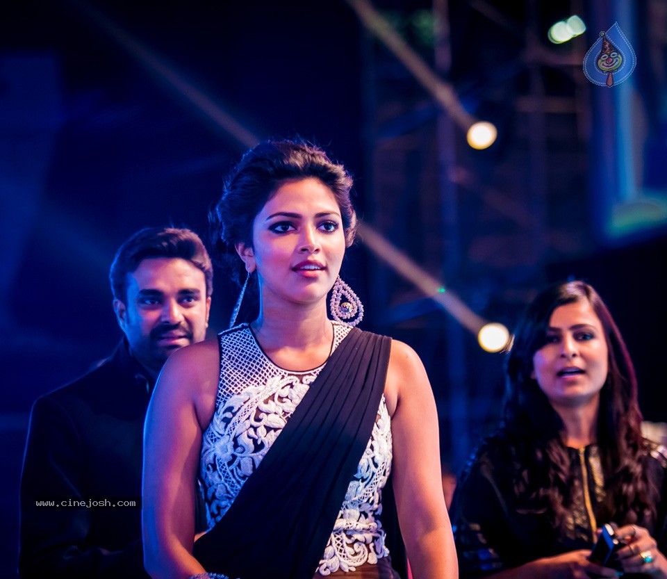 Celebs at SIIMA Awards Day 2 - 61 / 152 photos
