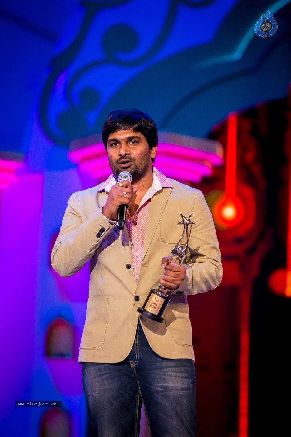 Celebs at SIIMA Awards Day 2 - 84 / 152 photos