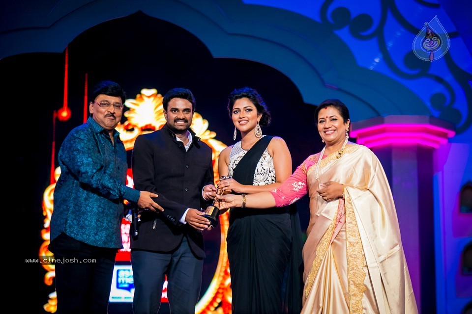 Celebs at SIIMA Awards Day 2 - 109 / 152 photos