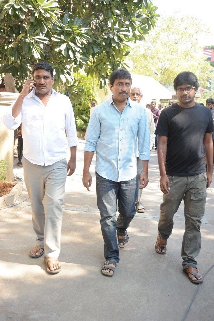 Celebs Condolences to Nandamuri Janakiram Photos - 98 / 351 photos
