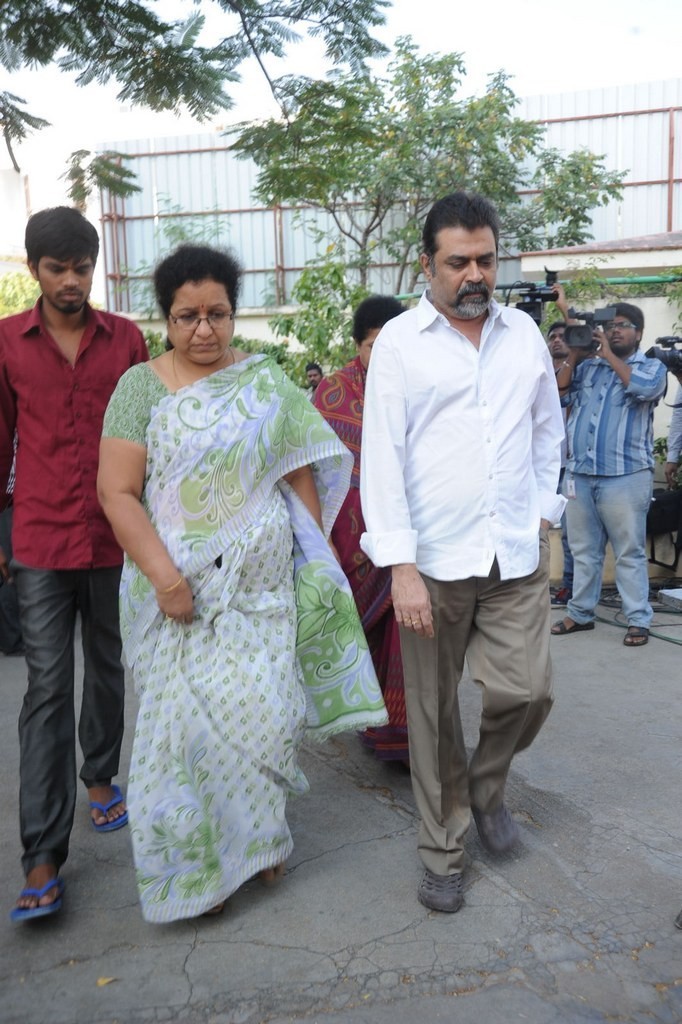 Celebs Condolences to Nandamuri Janakiram Photos - 103 / 351 photos