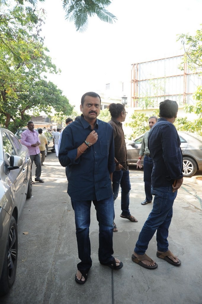 Celebs Condolences to Nandamuri Janakiram Photos - 166 / 351 photos