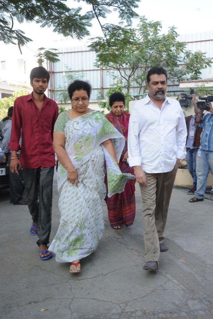 Celebs Condolences to Nandamuri Janakiram Photos - 240 / 351 photos