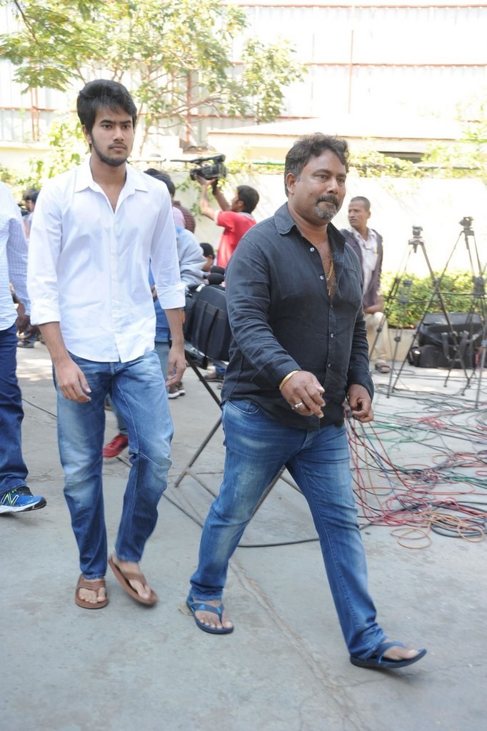 Celebs Condolences to Nandamuri Janakiram Photos - 308 / 351 photos