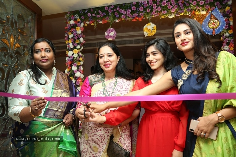 Celebs Inaugurated Trendz Expo - 4 / 20 photos