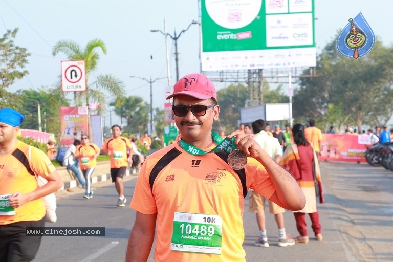 Celebs Participated In 10k Run - 14 / 39 photos