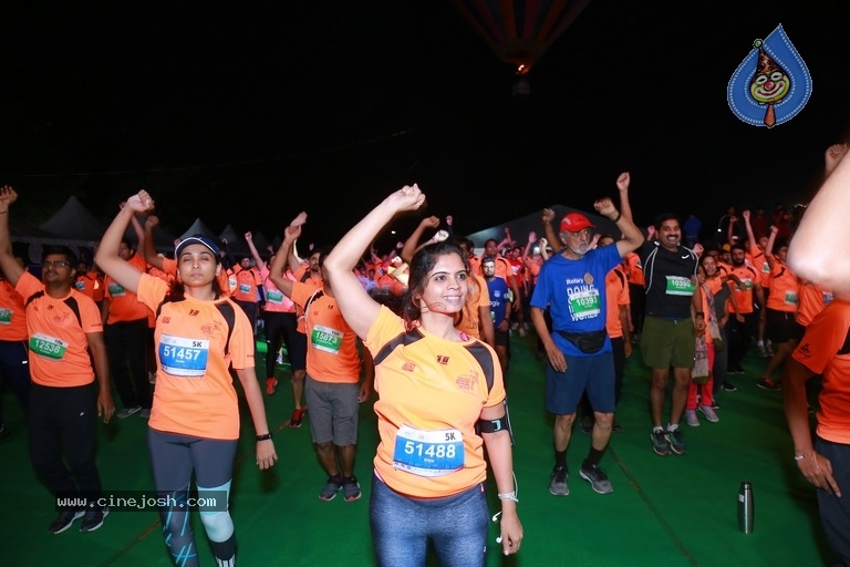 Celebs Participated In 10k Run - 24 / 39 photos